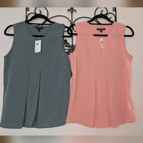 ❤️CLEARANCE❤️ 2 Banana Republic Tops - Picture 3 of 11